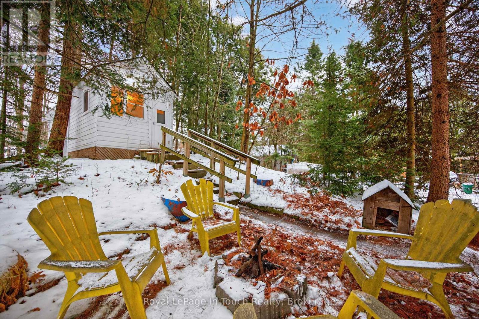 85 Tiny Beaches Road S, Tiny, Ontario  L0L 2J0 - Photo 15 - S12609798