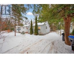 85 TINY BEACHES ROAD S