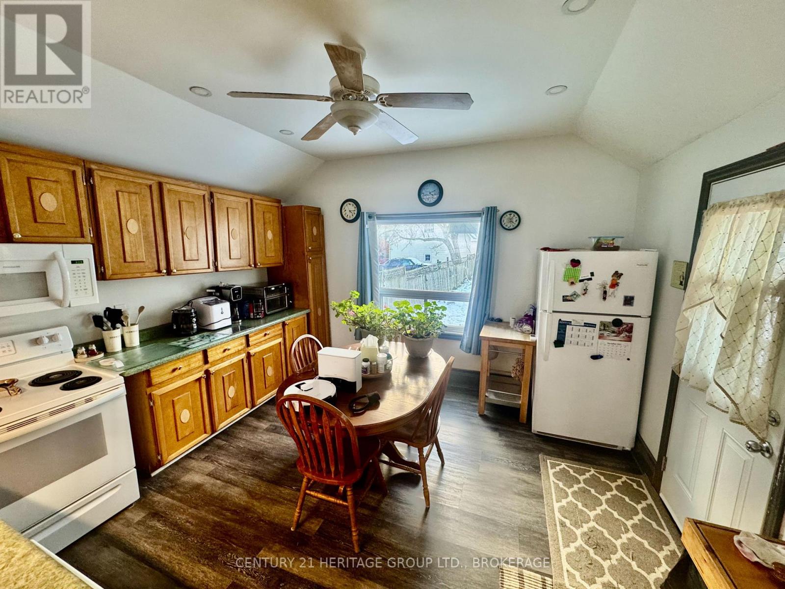 123 Green Street, Deseronto (Deseronto (Town)), Ontario  K0K 1X0 - Photo 4 - X12609796