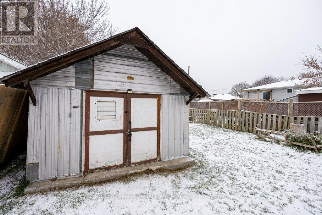 31 Pelham Street, Quinte West (Trenton Ward), Ontario  K8V 4T7 - Photo 33 - X12609844