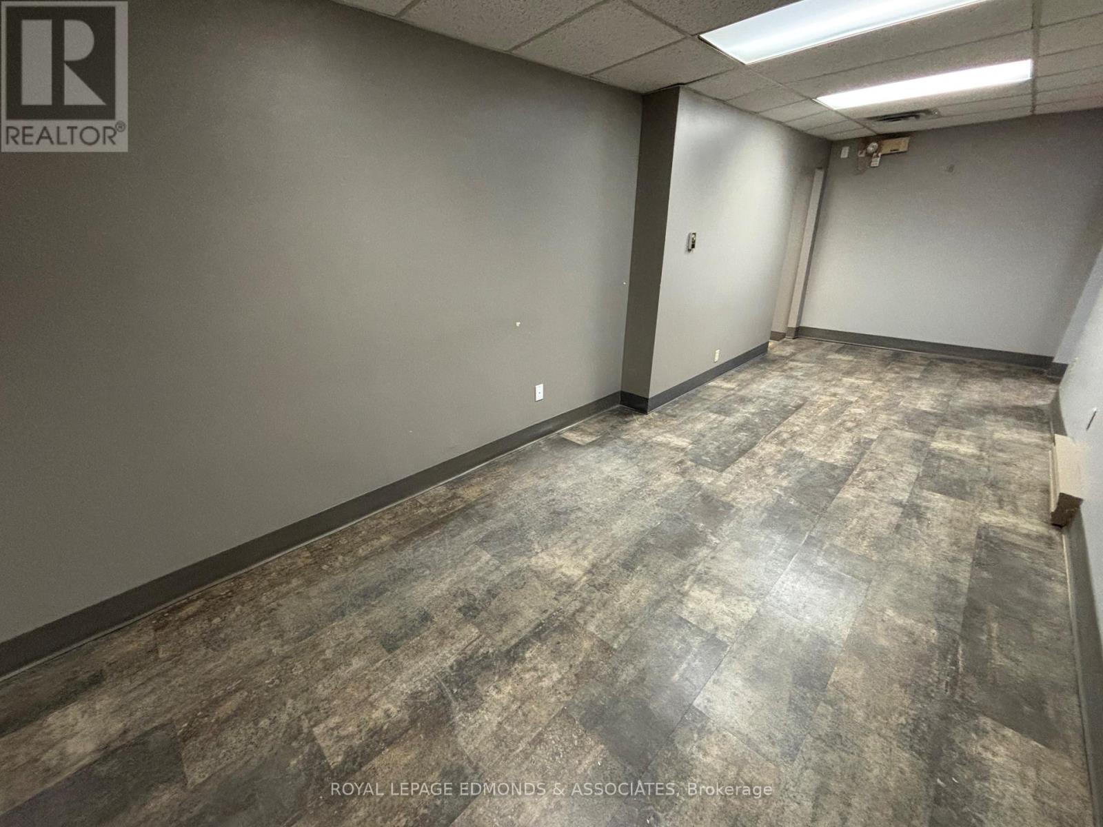 C - 270 Lake Street, Pembroke, Ontario  K8A 7Y9 - Photo 11 - X12445714