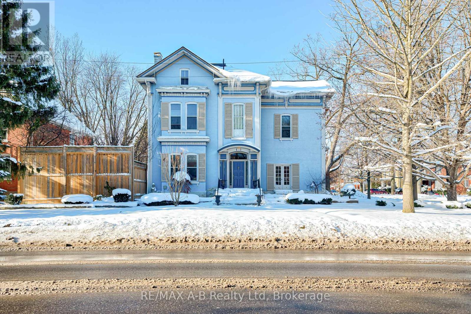 126 JOHN STREET N, stratford, Ontario