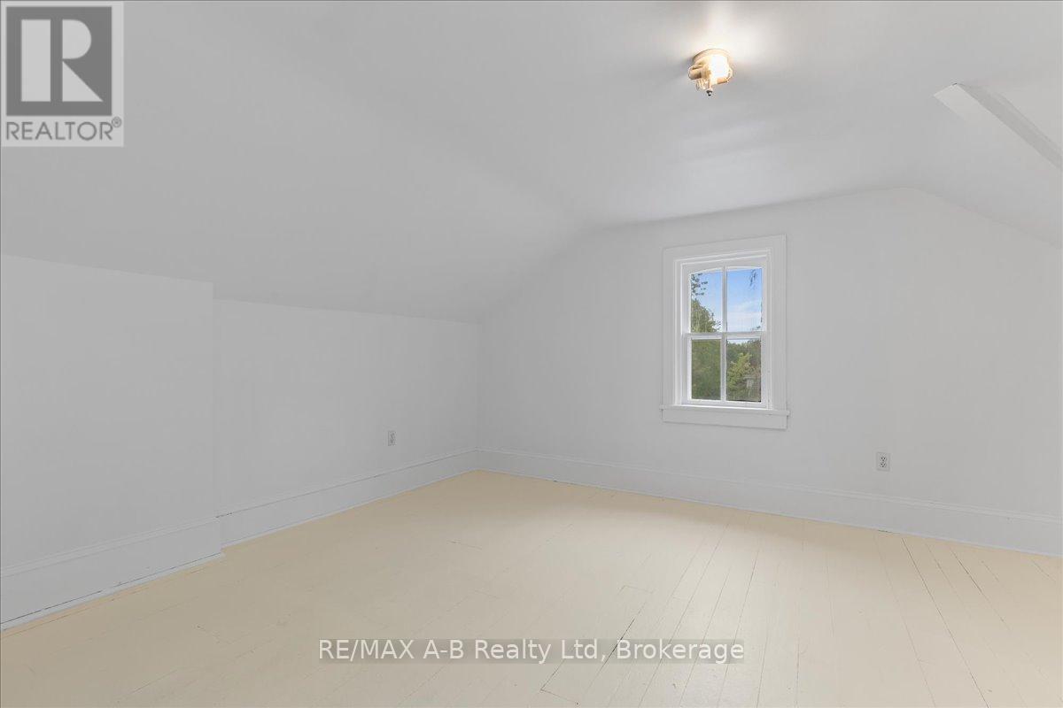 126 John Street N, Stratford, Ontario  N5A 6K9 - Photo 25 - X12609774