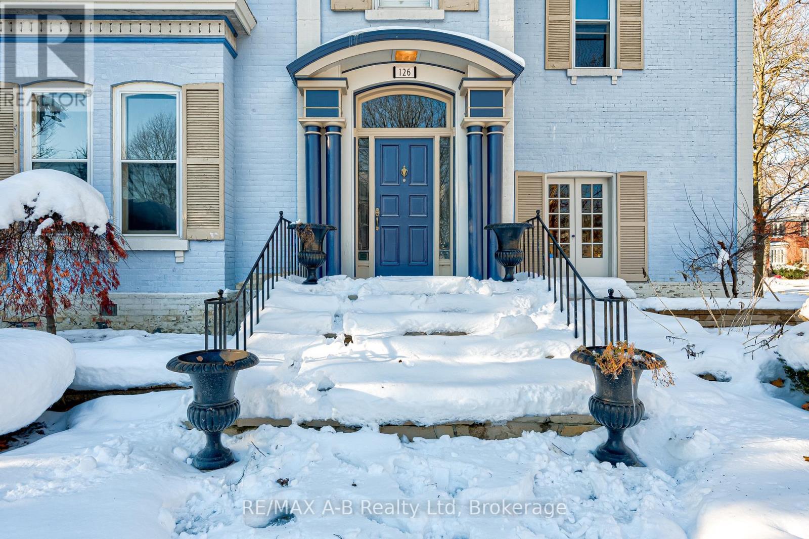 126 John Street N, Stratford, Ontario  N5A 6K9 - Photo 4 - X12609774