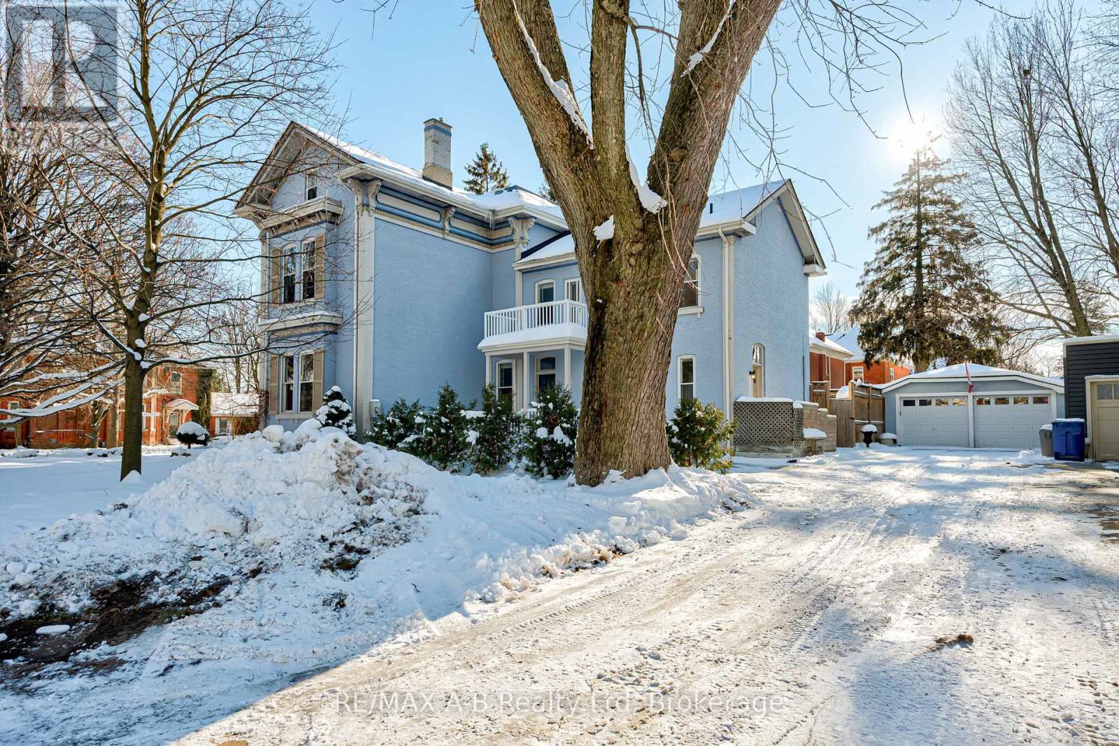 126 John Street N, Stratford, Ontario  N5A 6K9 - Photo 5 - X12609774