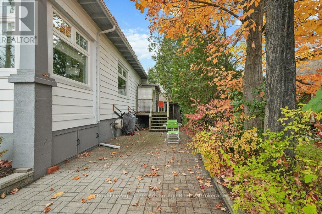 3 Belvedere Avenue, Parry Sound, Ontario  P2A 1Z8 - Photo 35 - X12609854