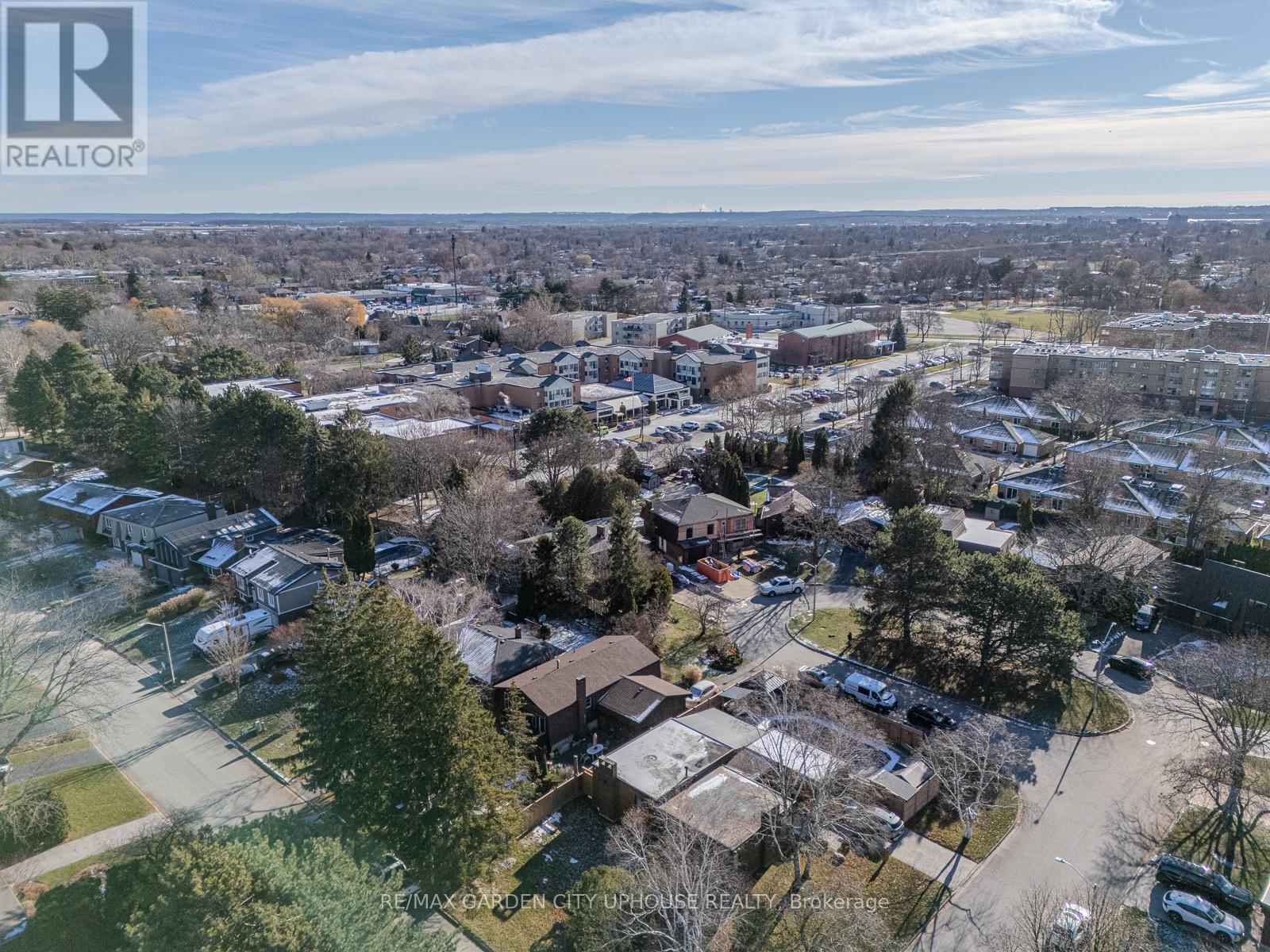 56 The Cedars, St. Catharines, Ontario L2M 6M8 - Photo 22 - X12507976
