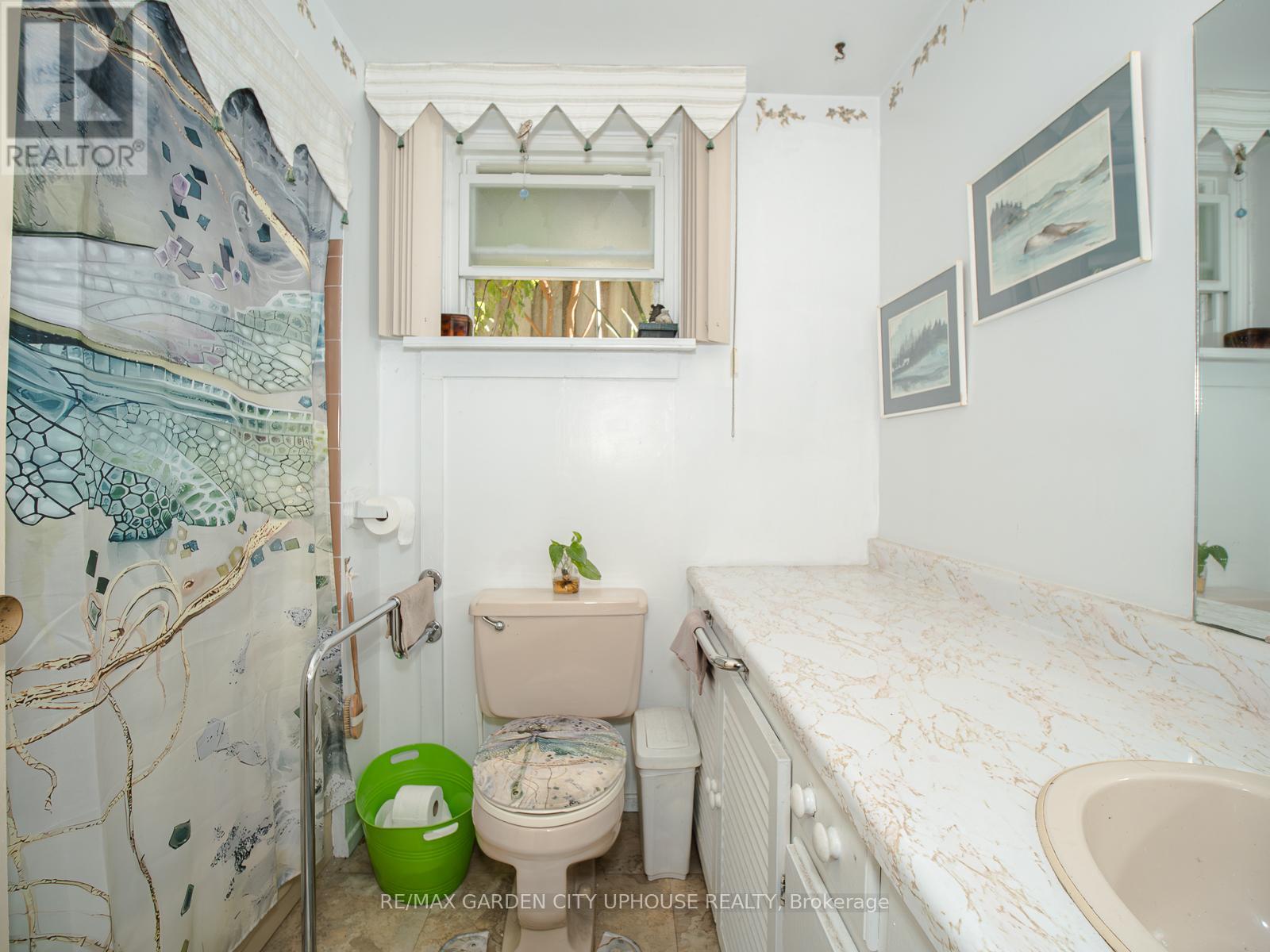 56 The Cedars, St. Catharines, Ontario L2M 6M8 - Photo 17 - X12507976