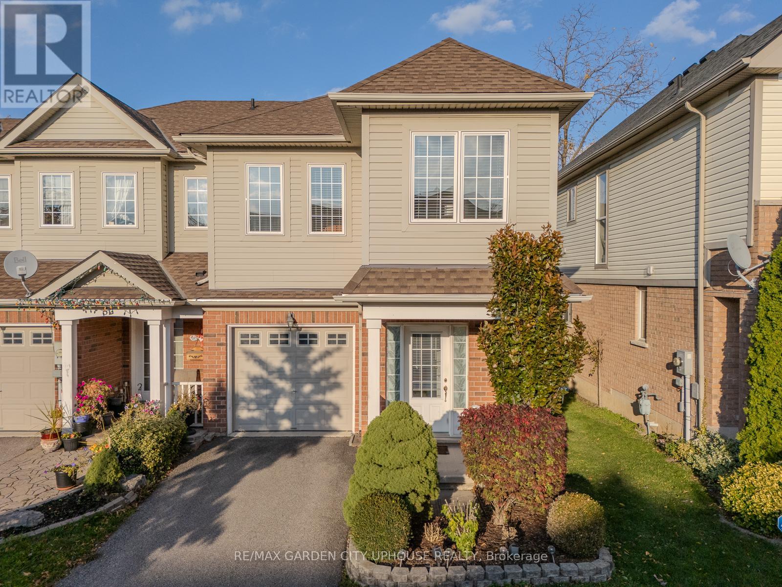 50 Chloe Street, St. Catharines, Ontario  L2P 0A5 - Photo 2 - X12510112