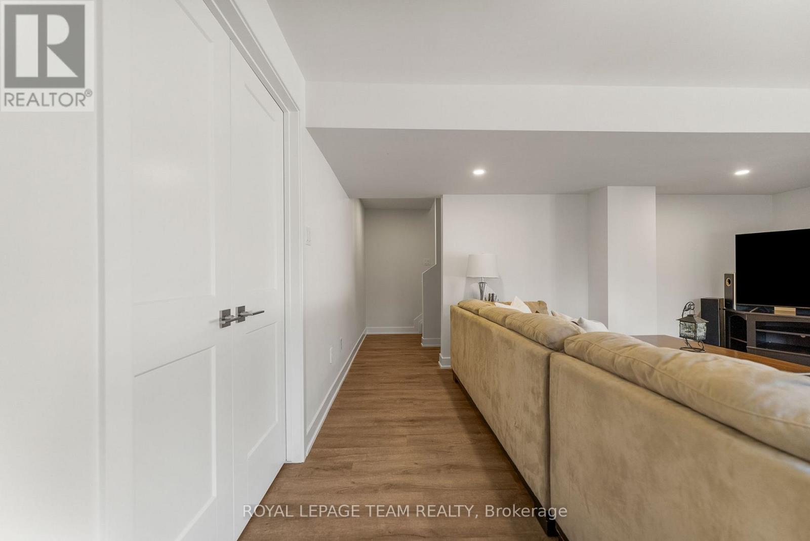 44 Morning Flight Court, Greater Madawaska, Ontario  K0J 1H0 - Photo 25 - X12609922