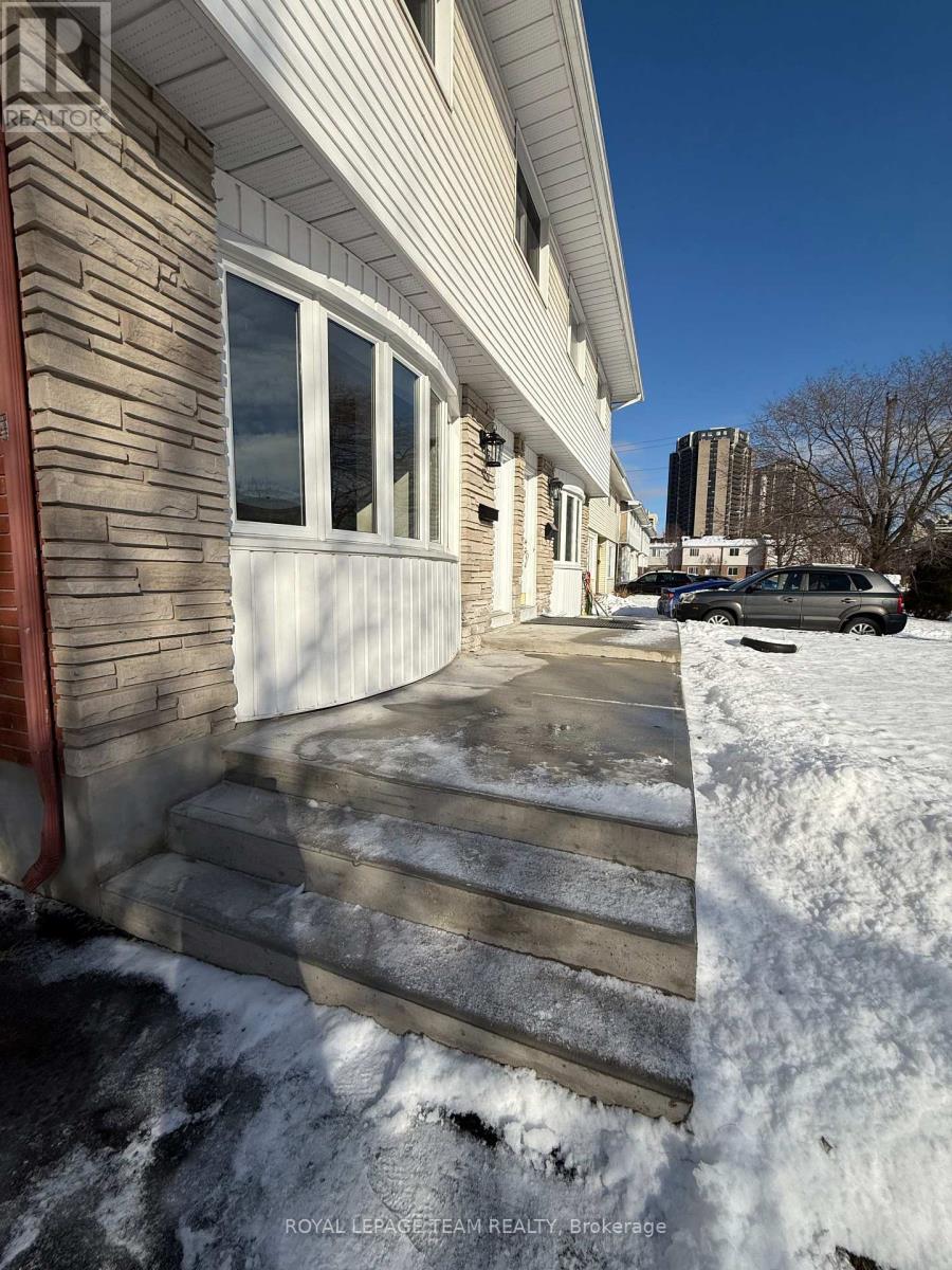 973 Eiffel Avenue, Ottawa, Ontario  K2C 0J3 - Photo 17 - X12609794