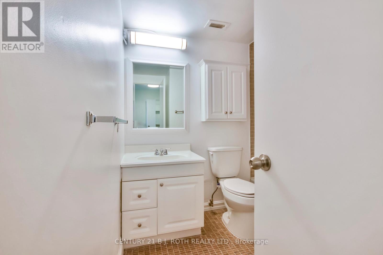 45 - 2 Grove Street E, Barrie, Ontario  L4M 2N5 - Photo 17 - S12538036