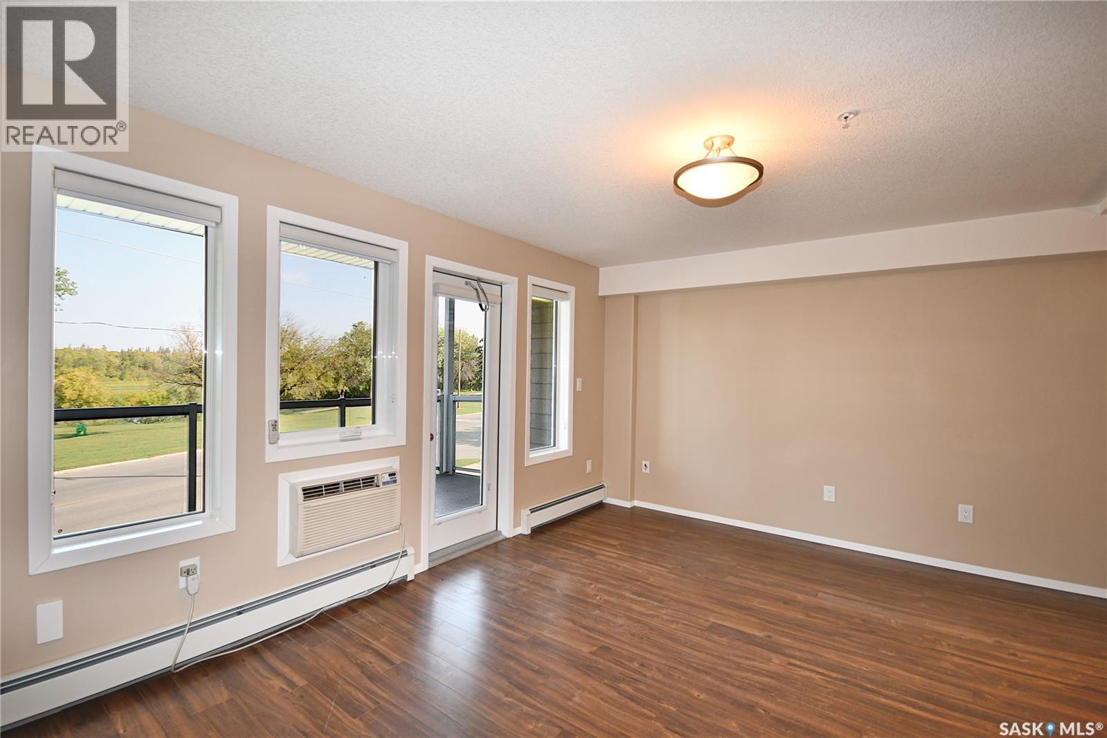 202 395 River Street E, Prince Albert, Saskatchewan  S6V 0A3 - Photo 8 - SK018094