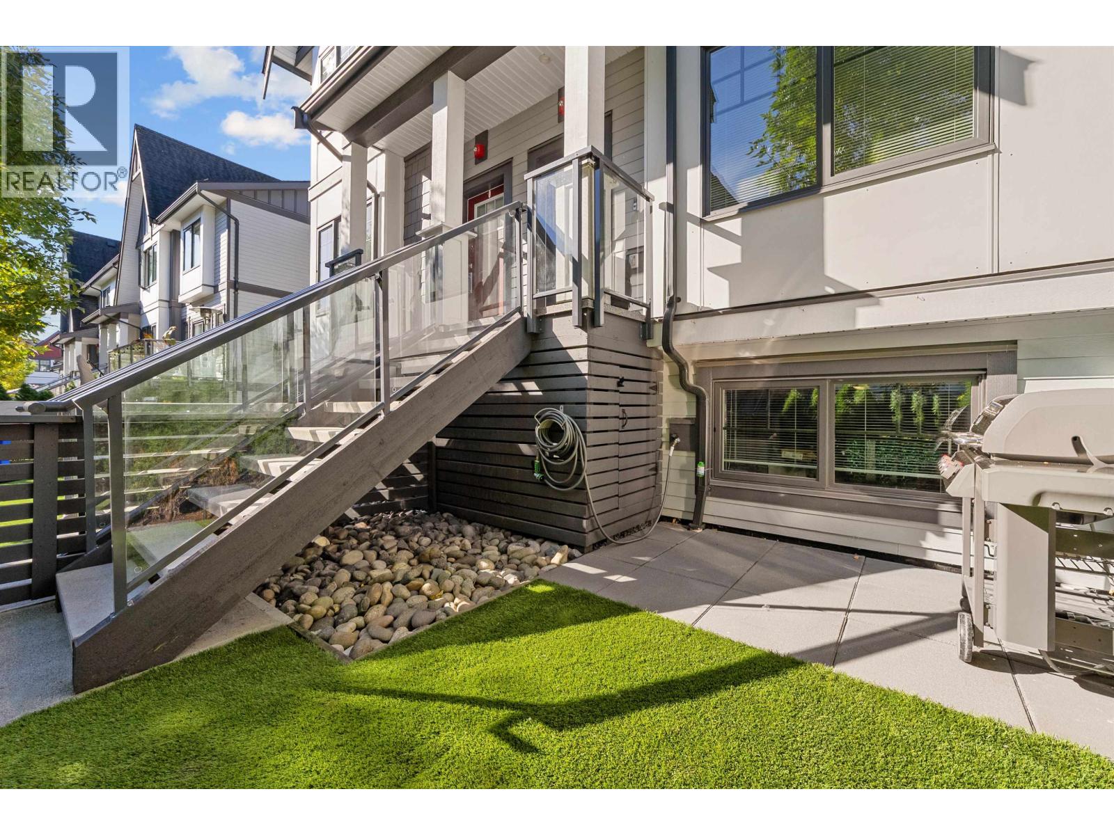 87 19451 Sutton Avenue, Pitt Meadows, British Columbia V3Y 0G6 - Photo 4 - R3072122