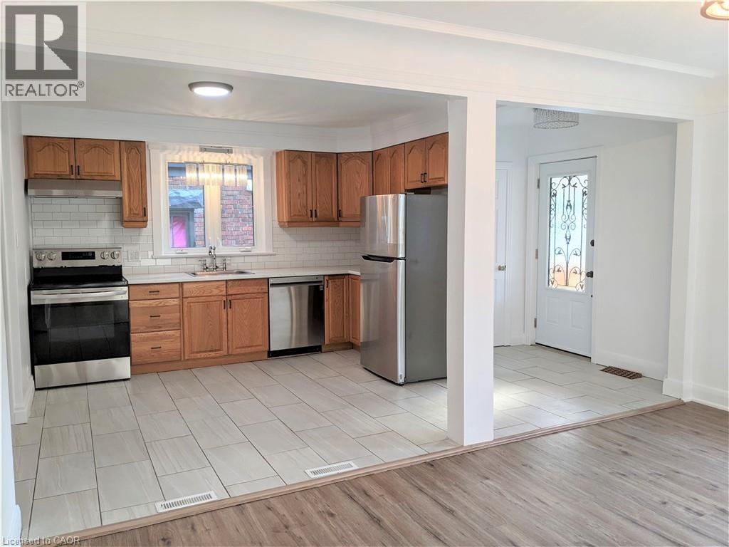 23 Fairview Avenue Unit# 1, Kitchener, Ontario  N2H 3E7 - Photo 3 - 40790604