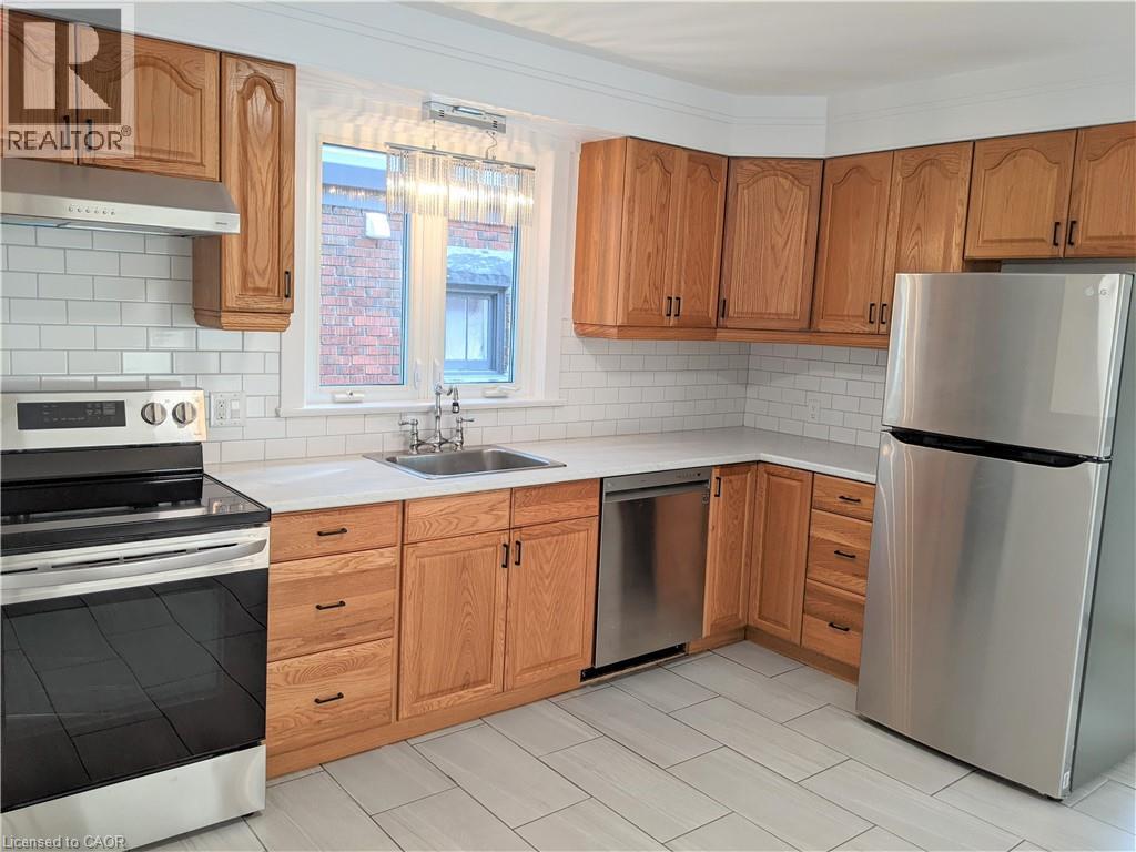 23 Fairview Avenue Unit# 1, Kitchener, Ontario  N2H 3E7 - Photo 4 - 40790604