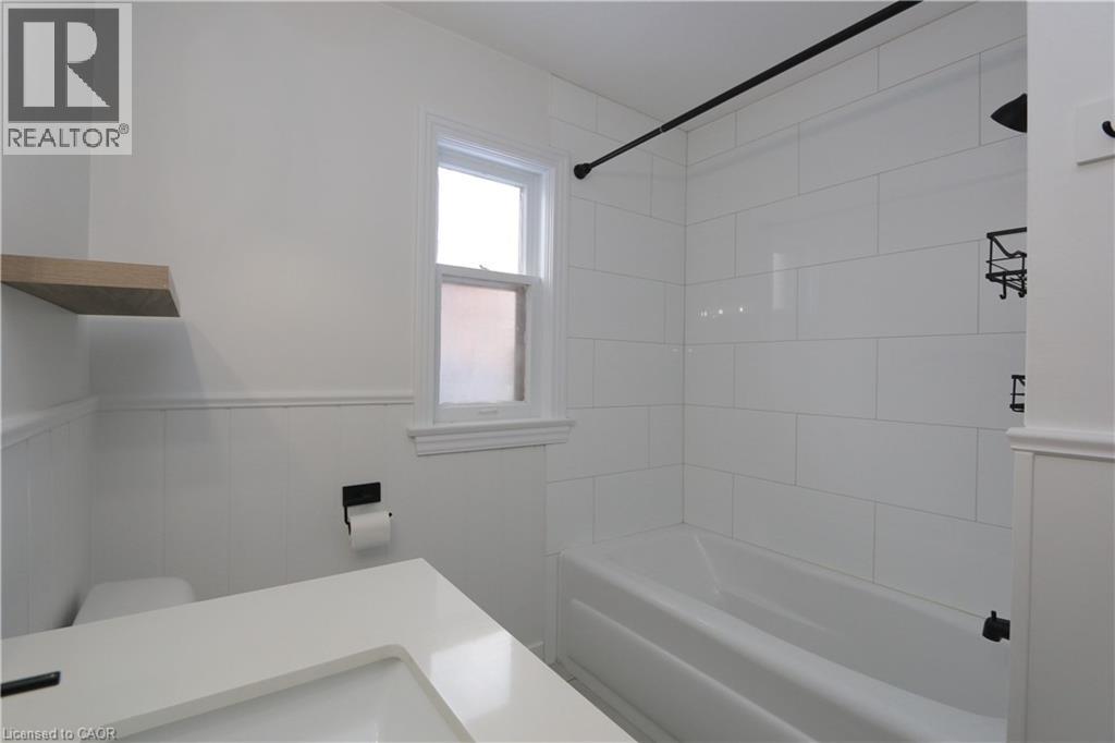 23 Fairview Avenue Unit# 1, Kitchener, Ontario  N2H 3E7 - Photo 12 - 40790604