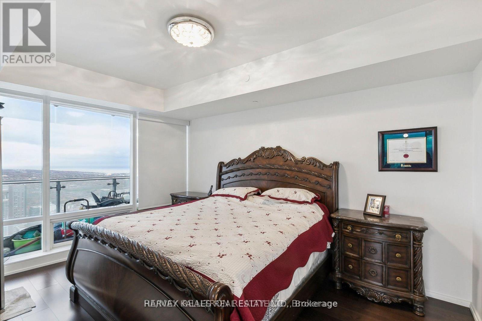 6801 - 1 Bloor Street E, Toronto, Ontario  M4W 0A8 - Photo 19 - C12609744