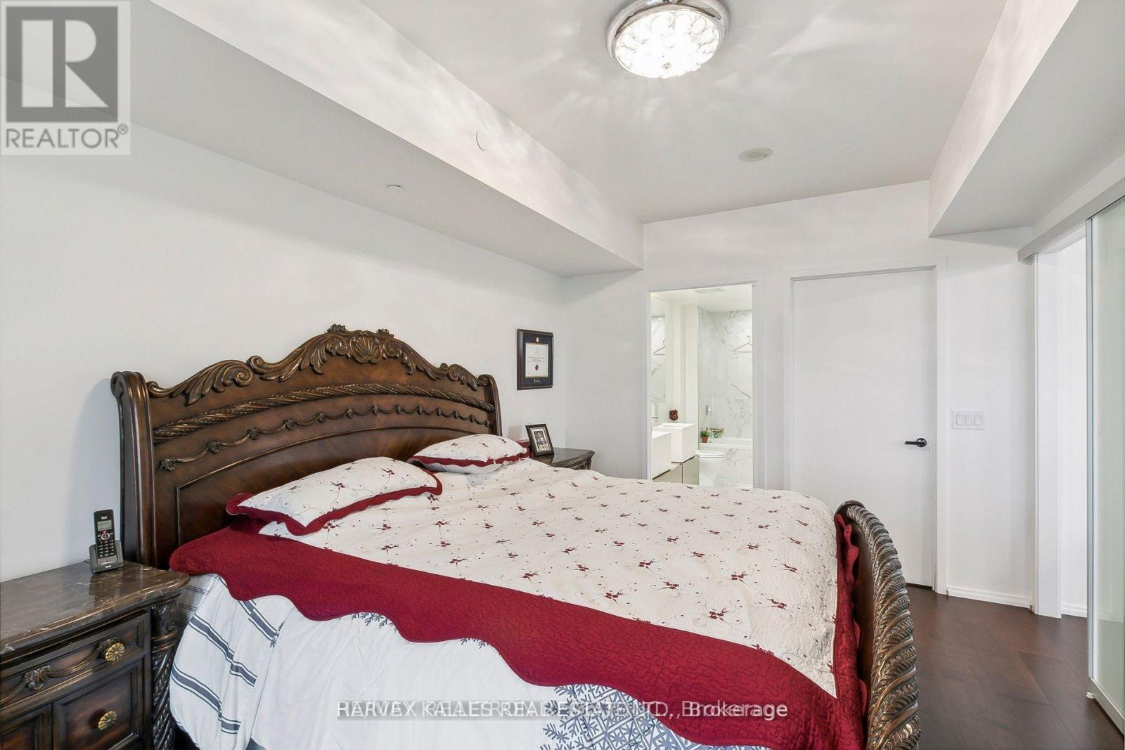 6801 - 1 Bloor Street E, Toronto, Ontario  M4W 0A8 - Photo 20 - C12609744