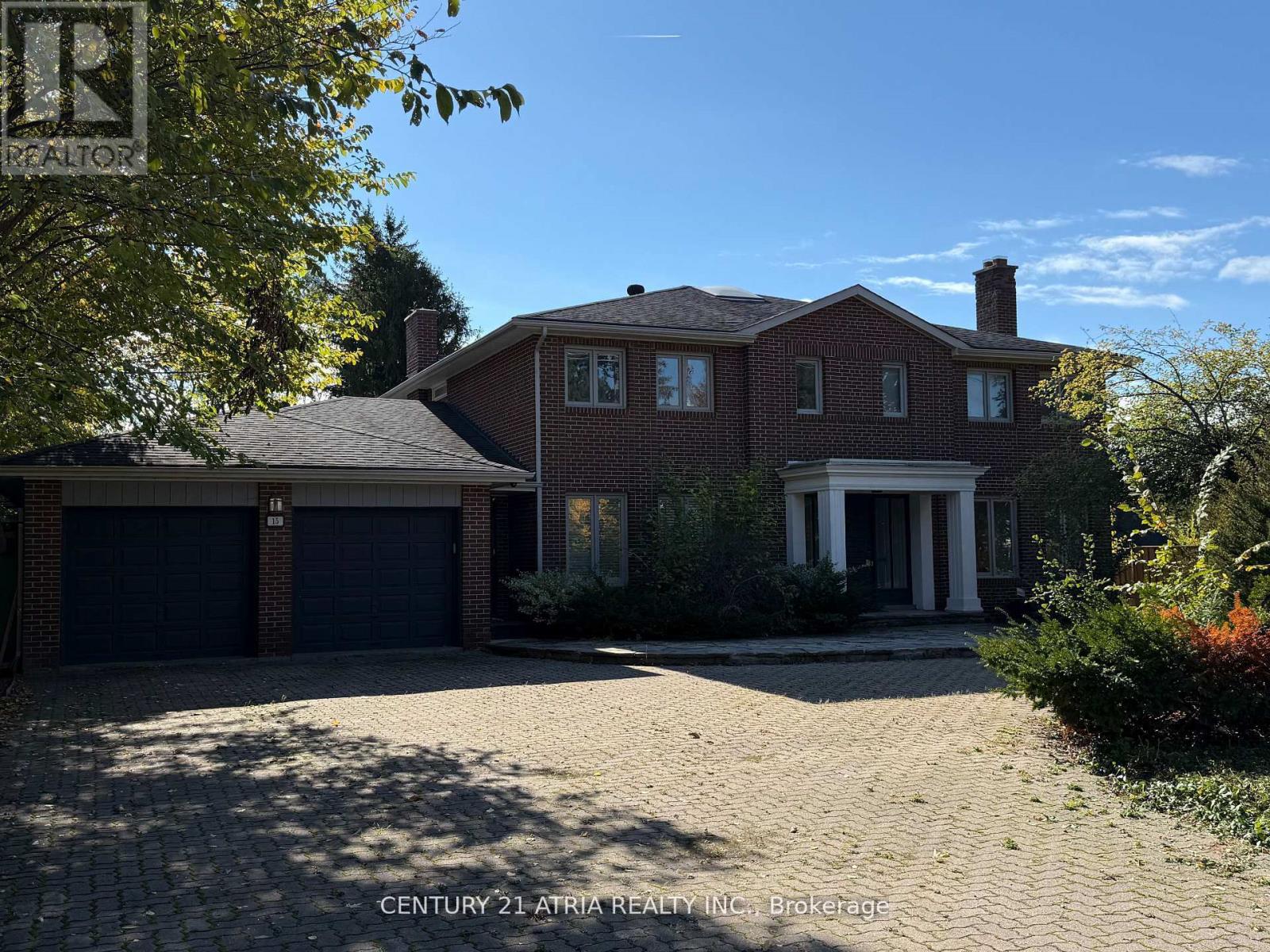 15 OLD COLONY ROAD, Toronto, Ontario