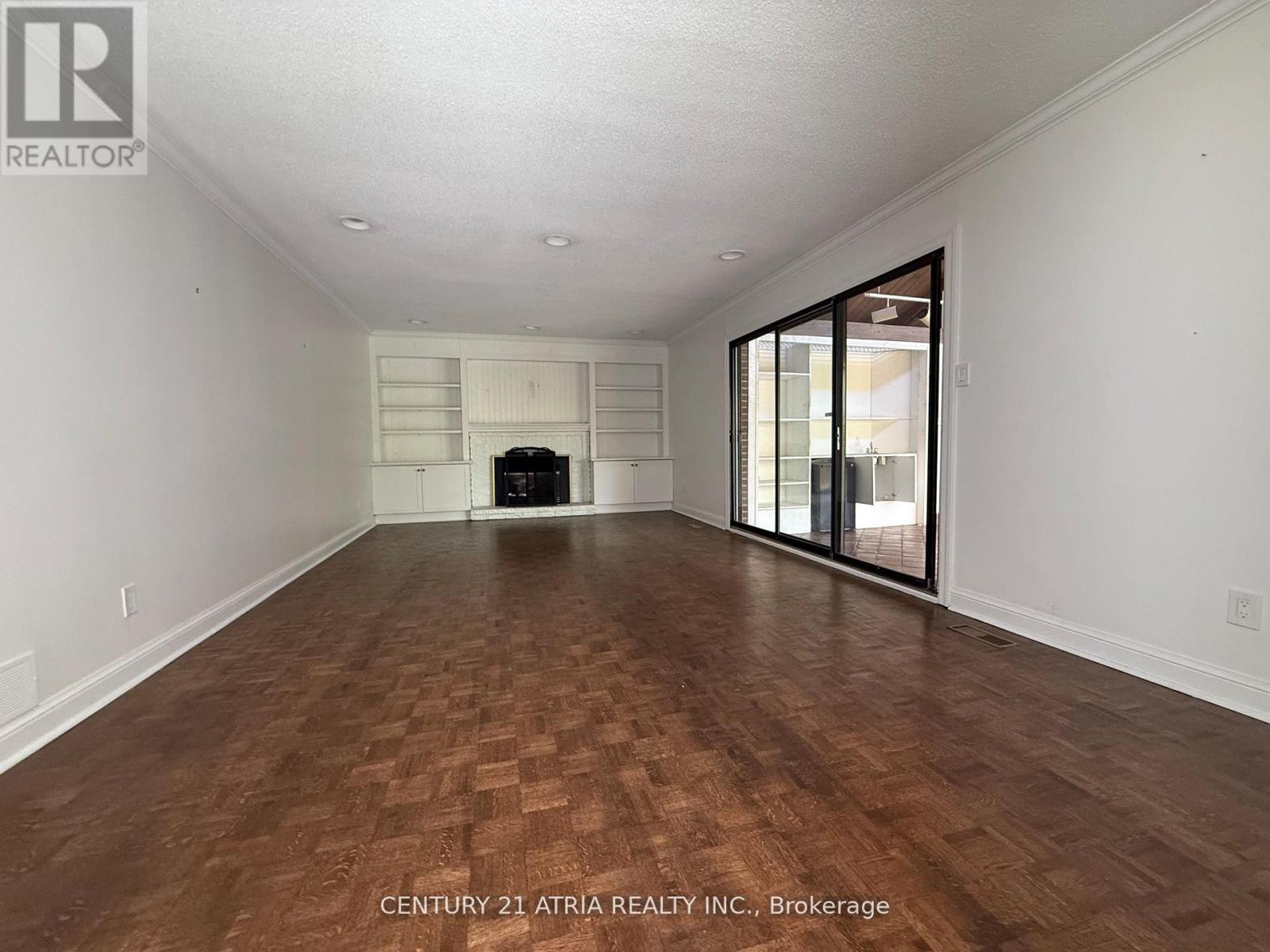 15 Old Colony Road, Toronto (St. Andrew-Windfields), Ontario  M2L 2J7 - Photo 7 - C12609760