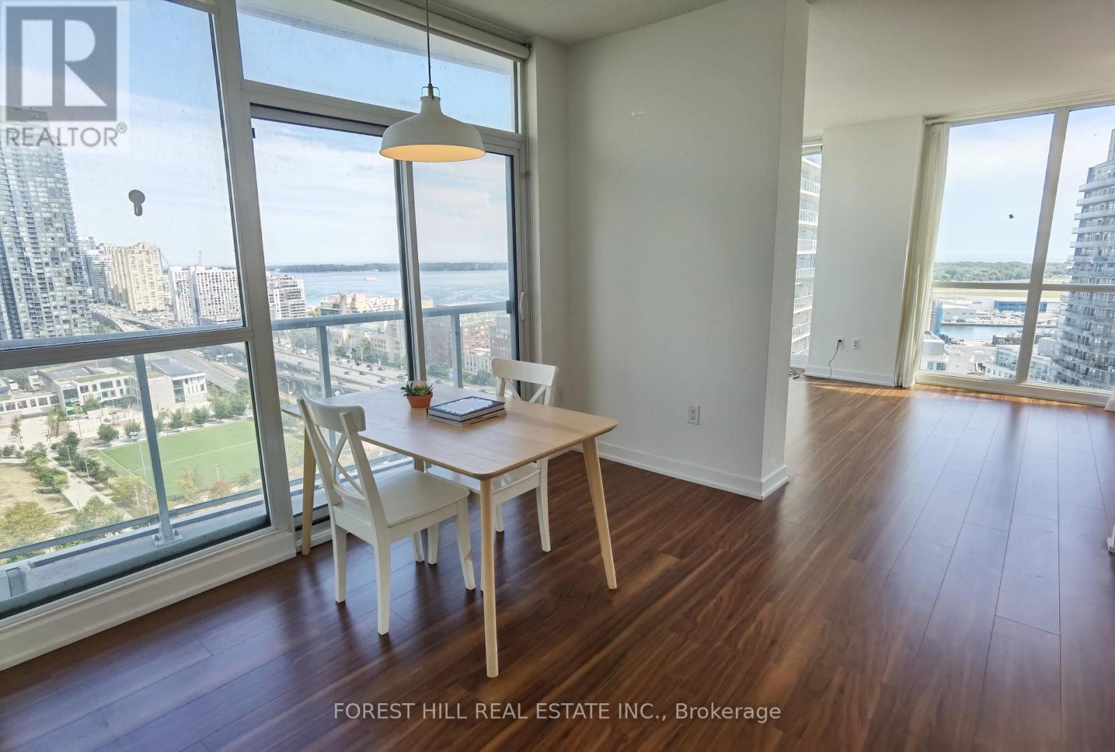 2601 - 85 Queens Wharf Road, Toronto, Ontario  M5V 0J9 - Photo 3 - C12609872