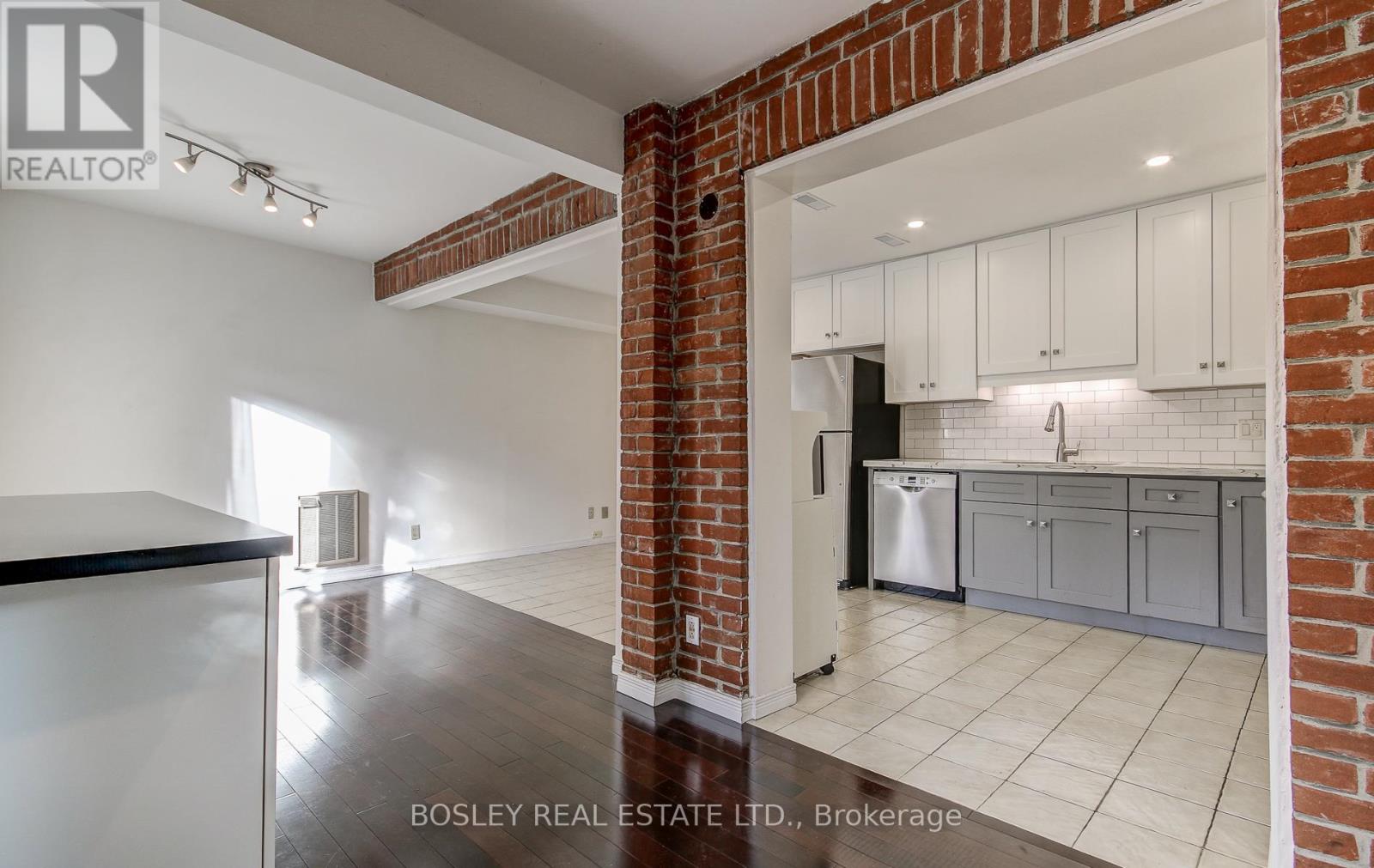 Upper - 376 Berkeley Street, Toronto, Ontario  M5A 2X7 - Photo 12 - C12609930