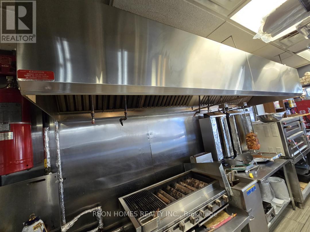 E2 - 200 John Street W, Oshawa, Ontario  L1J 2B4 - Photo 9 - E12609828