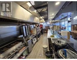 E2 - 200 John Street W, Oshawa (Vanier), Ca