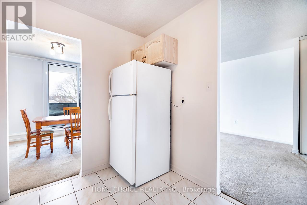 412 - 454 Centre Street, Oshawa, Ontario  L1H 4C2 - Photo 10 - E12609878