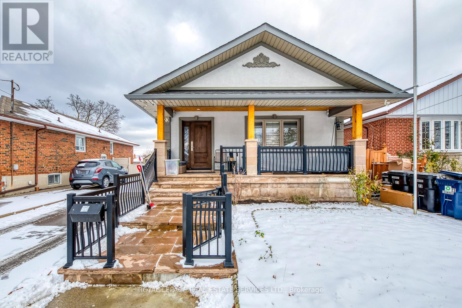 LOWER - 23 IVANHOE COURT, Toronto, Ontario