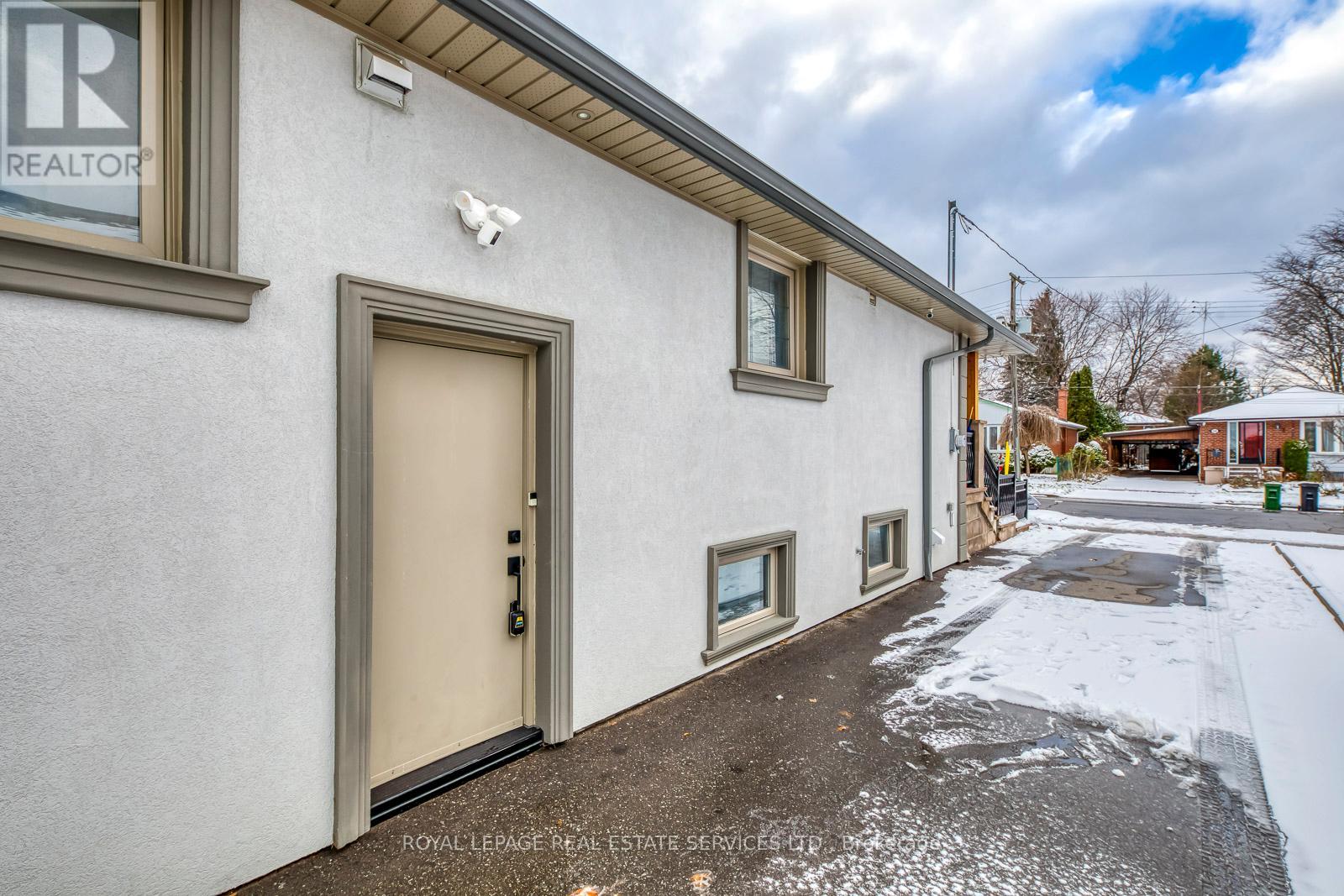 Lower - 23 Ivanhoe Court, Toronto, Ontario  M1R 3G8 - Photo 15 - E12609886