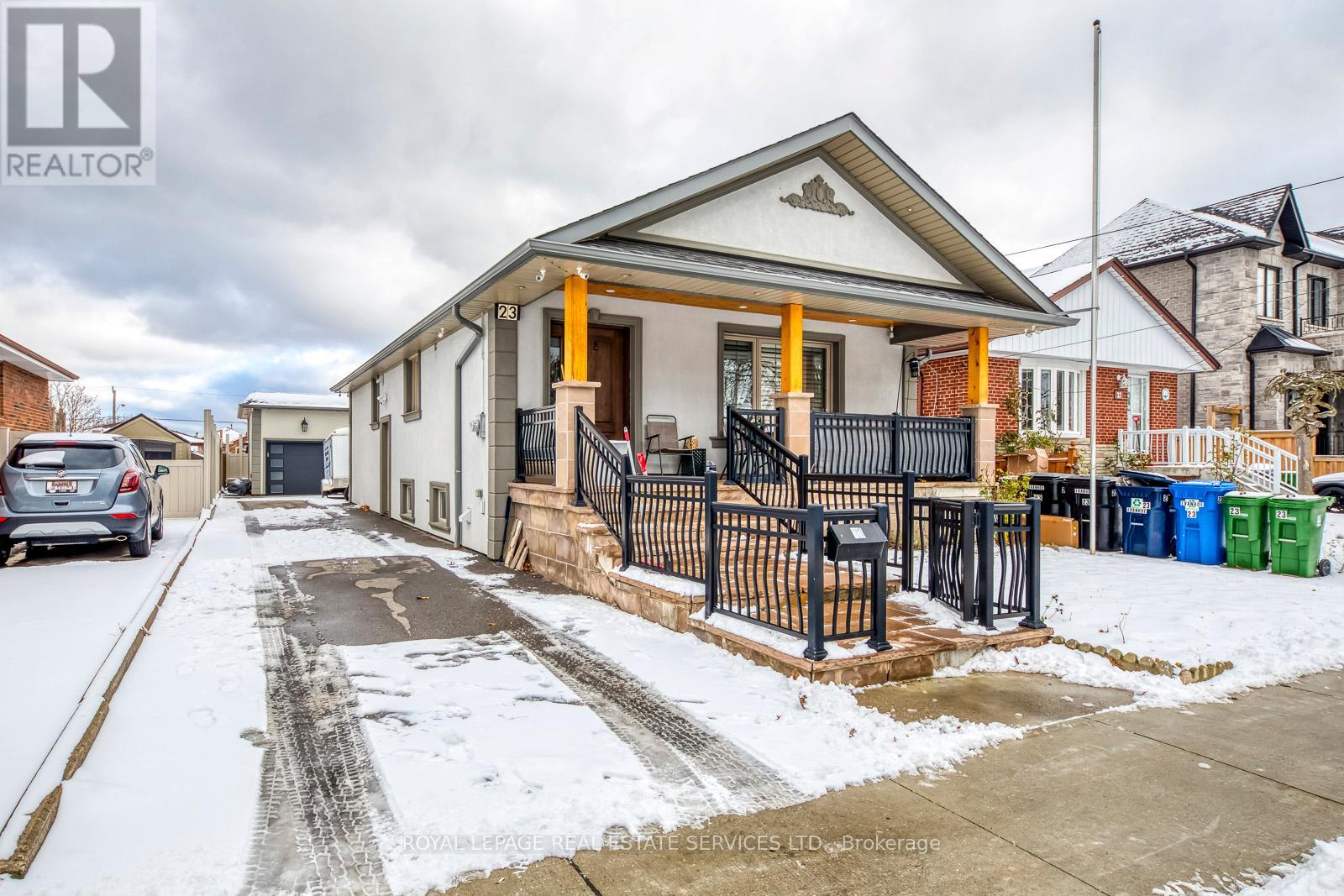 Lower - 23 Ivanhoe Court, Toronto, Ontario  M1R 3G8 - Photo 2 - E12609886