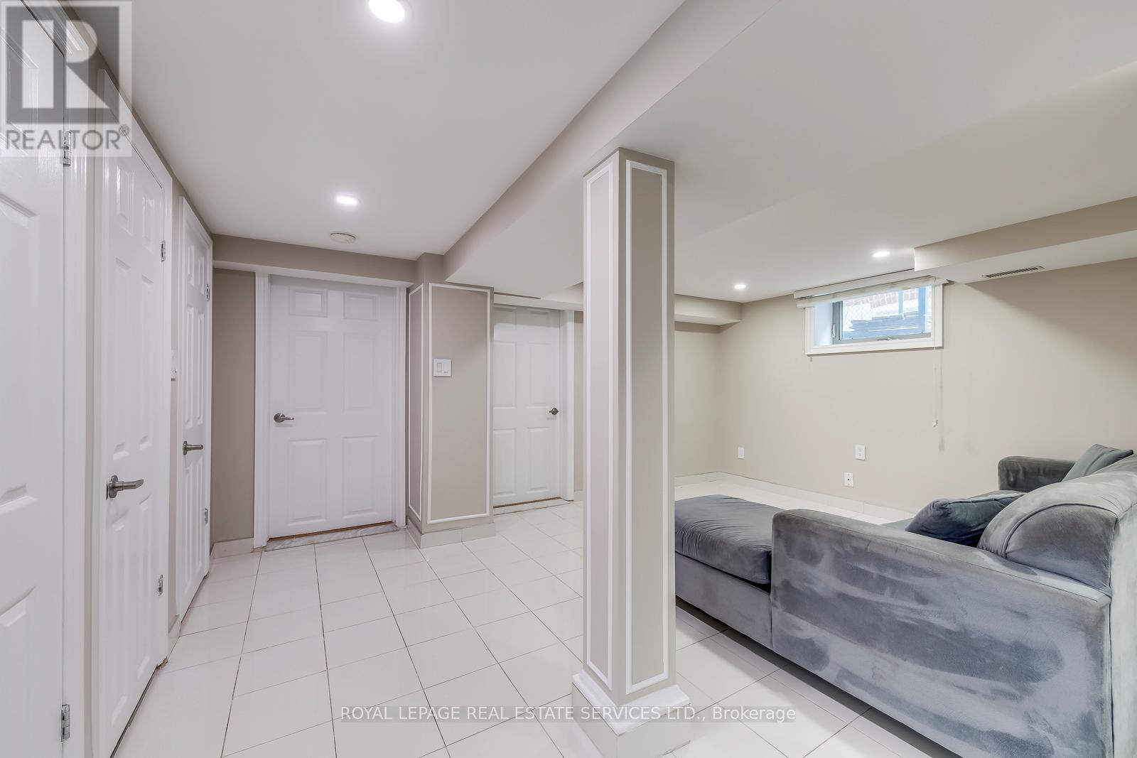 Lower - 23 Ivanhoe Court, Toronto, Ontario  M1R 3G8 - Photo 5 - E12609886