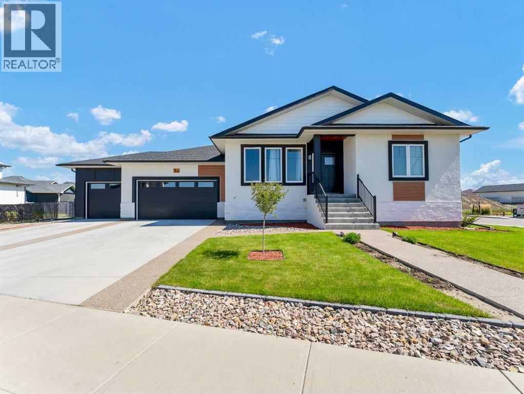 33 Dunes Way, Desert Blume, Alberta T1B 0R7 - Photo 1 - A2250206