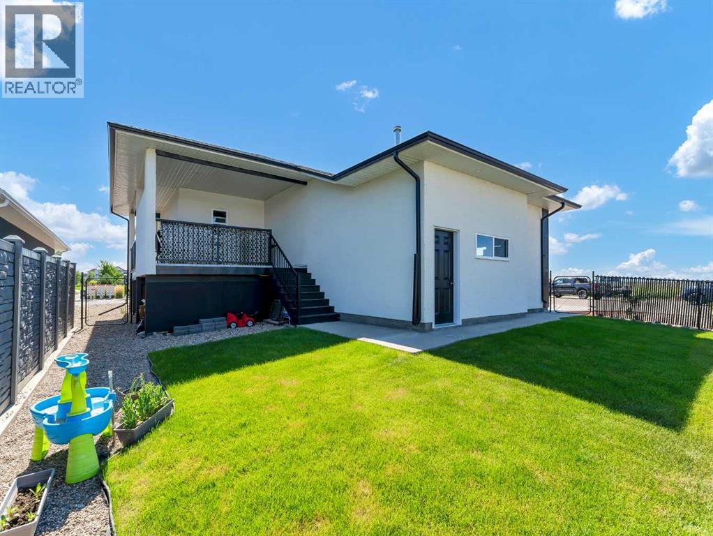 33 Dunes Way, Desert Blume, Alberta T1B 0R7 - Photo 49 - A2250206