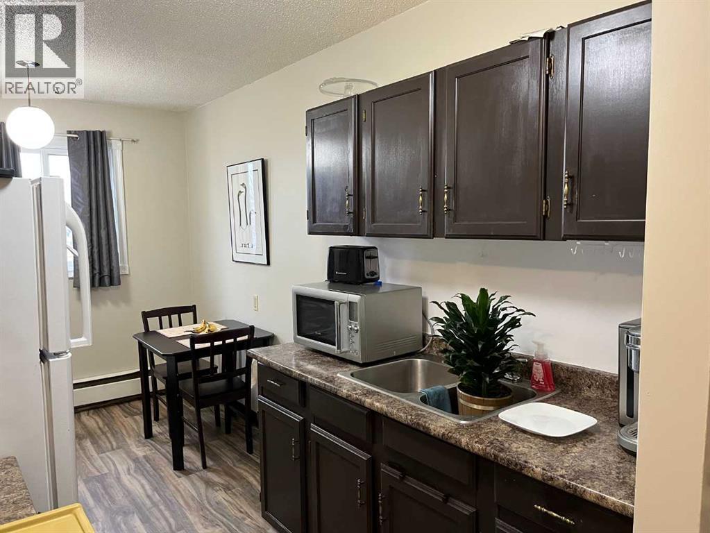 2410 14 Street Sw, Calgary, Alberta t2t 3t6 - Photo 9 - A2259924