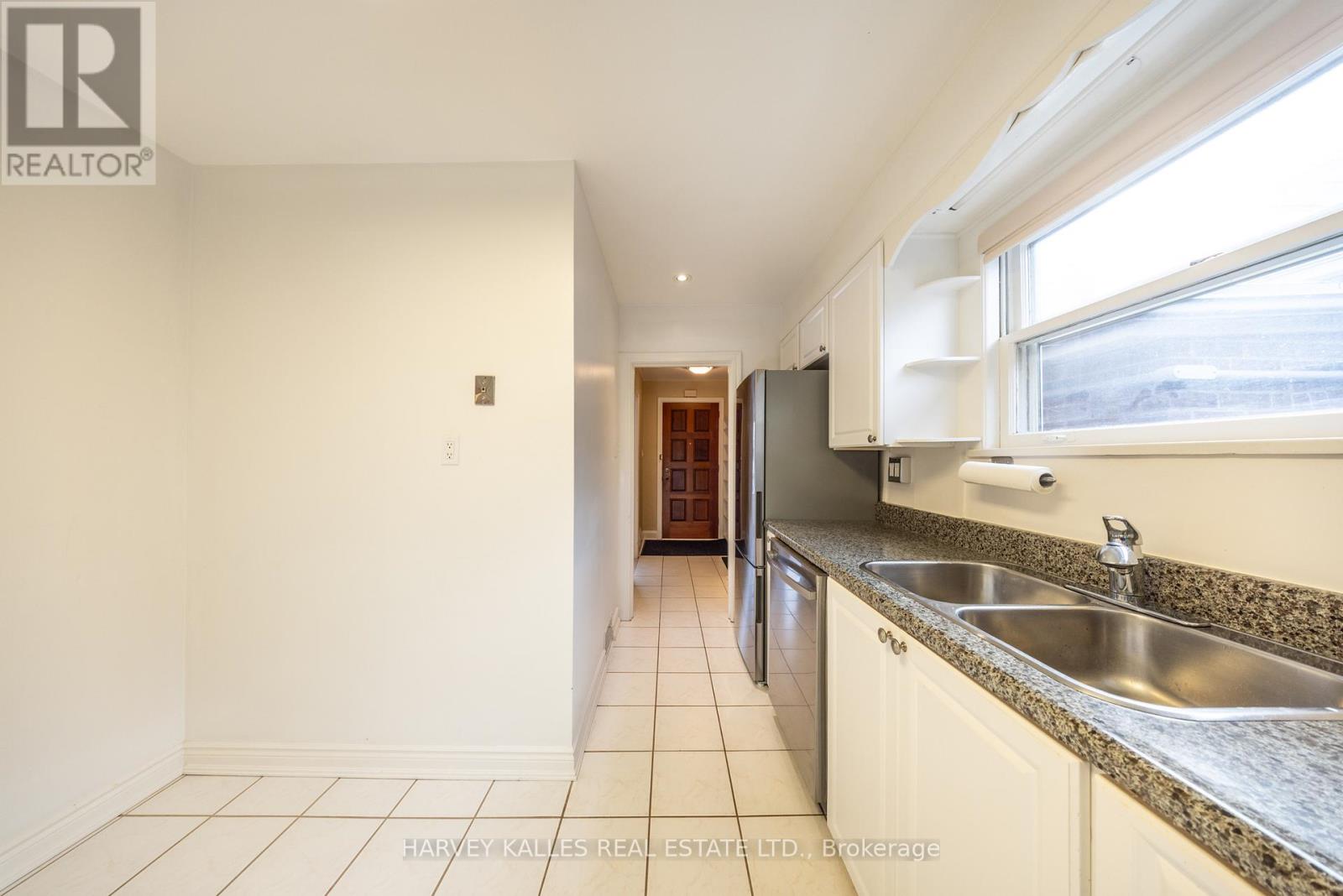 Main - 222 Joicey Boulevard, Toronto, Ontario  M5M 2V5 - Photo 16 - C12477741