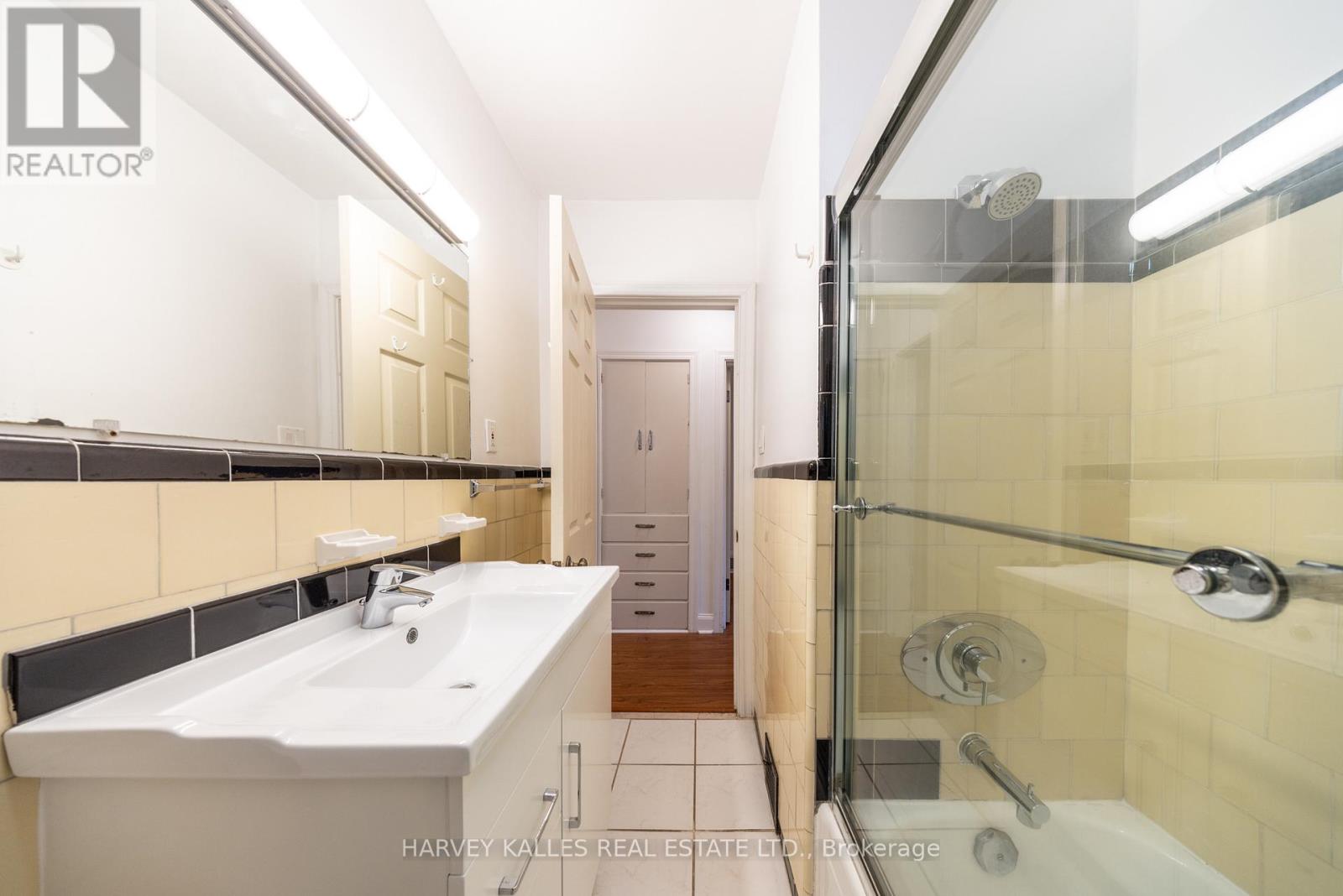 Main - 222 Joicey Boulevard, Toronto, Ontario  M5M 2V5 - Photo 25 - C12477741