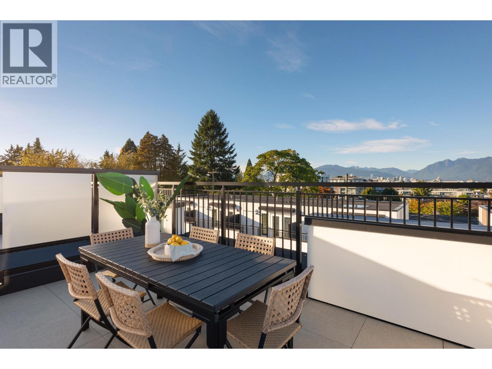 264 479 W 28th Avenue, Vancouver, British Columbia V5Y 0P2 - Photo 3 - R3058133