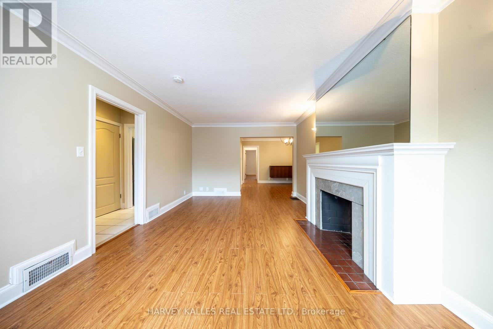 Main - 222 Joicey Boulevard, Toronto, Ontario  M5M 2V5 - Photo 4 - C12477741