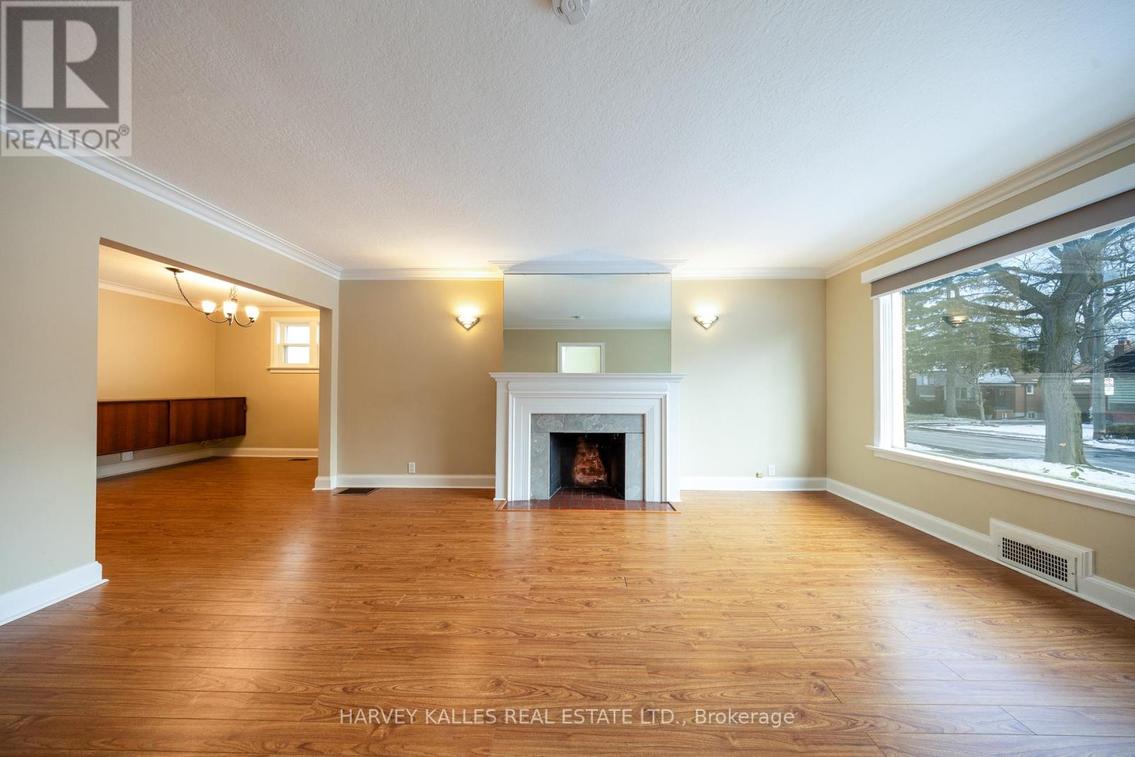 Main - 222 Joicey Boulevard, Toronto, Ontario  M5M 2V5 - Photo 5 - C12477741