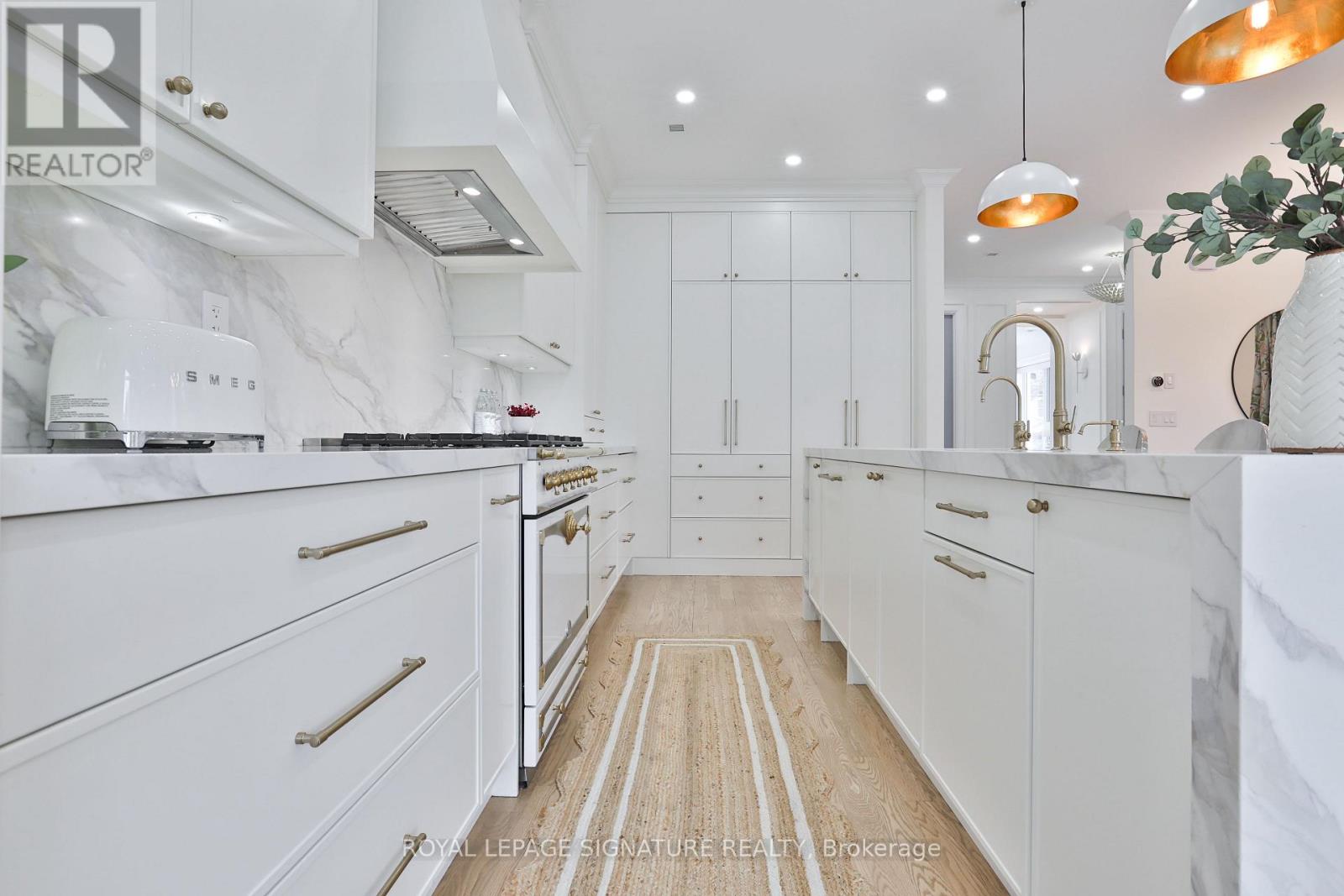 28 Belle Ayre Boulevard, Toronto, Ontario M4S 1K3 - Photo 18 - C12609782