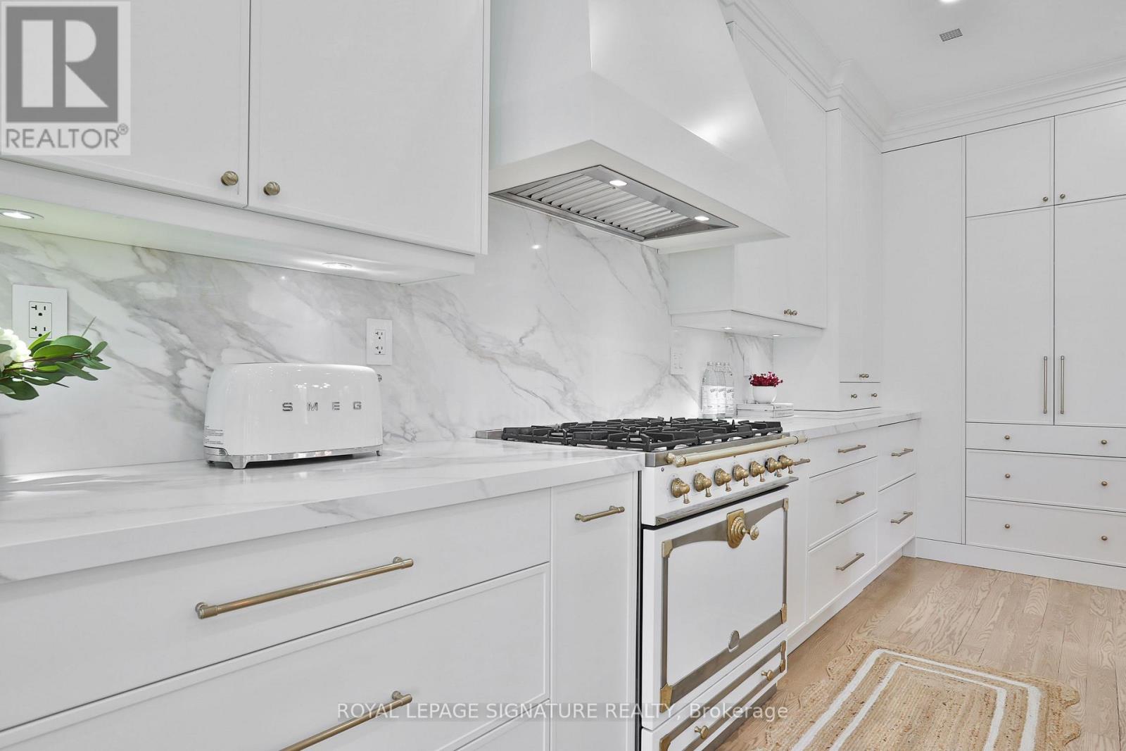 28 Belle Ayre Boulevard, Toronto, Ontario M4S 1K3 - Photo 19 - C12609782