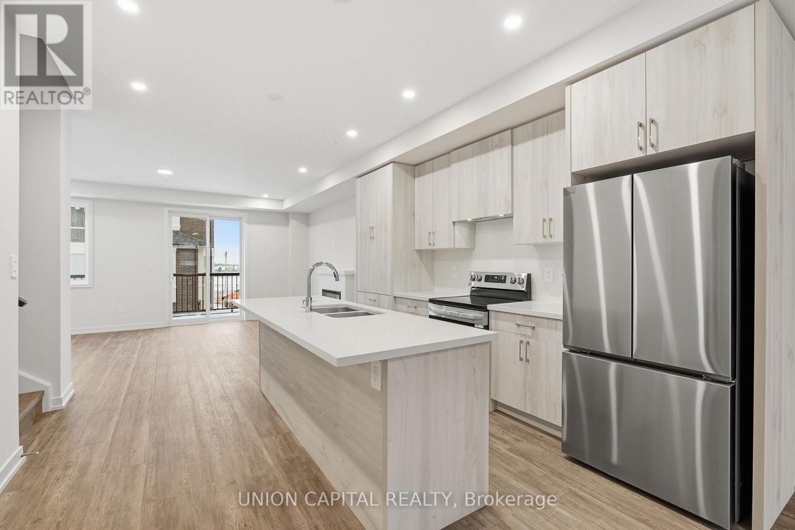 6 Robert Gilpin Lane, Richmond Hill, Ontario  L4B 0J6 - Photo 7 - N12609764