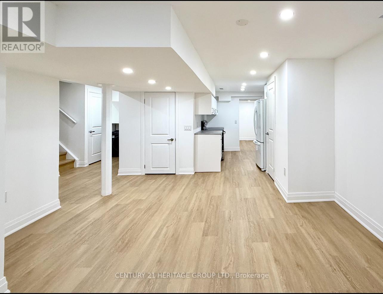 72 BASEMENT - 72 LAURIER AVENUE, Richmond Hill, Ontario