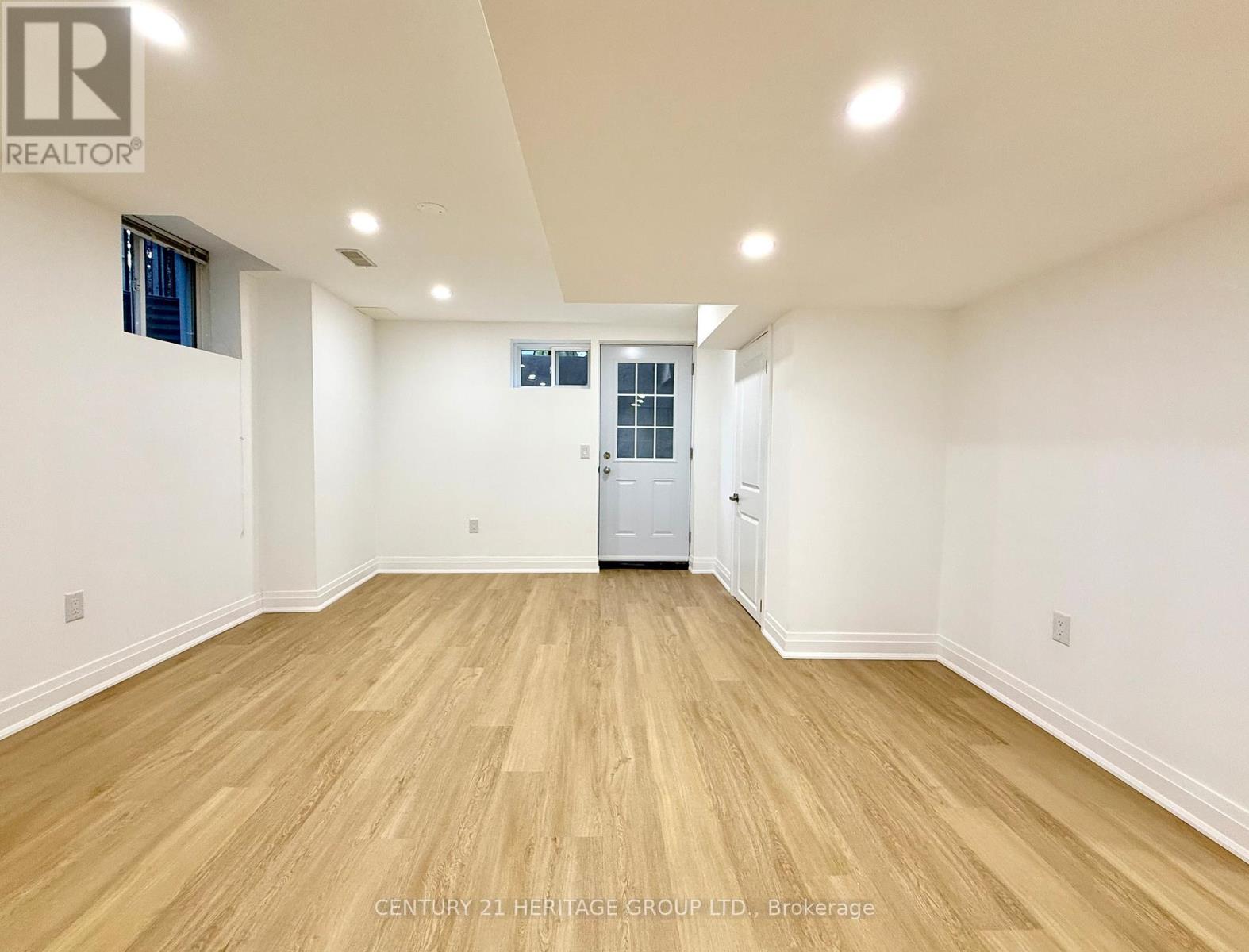 72 Basement - 72 Laurier Avenue, Richmond Hill, Ontario  L4E 4P5 - Photo 12 - N12609858