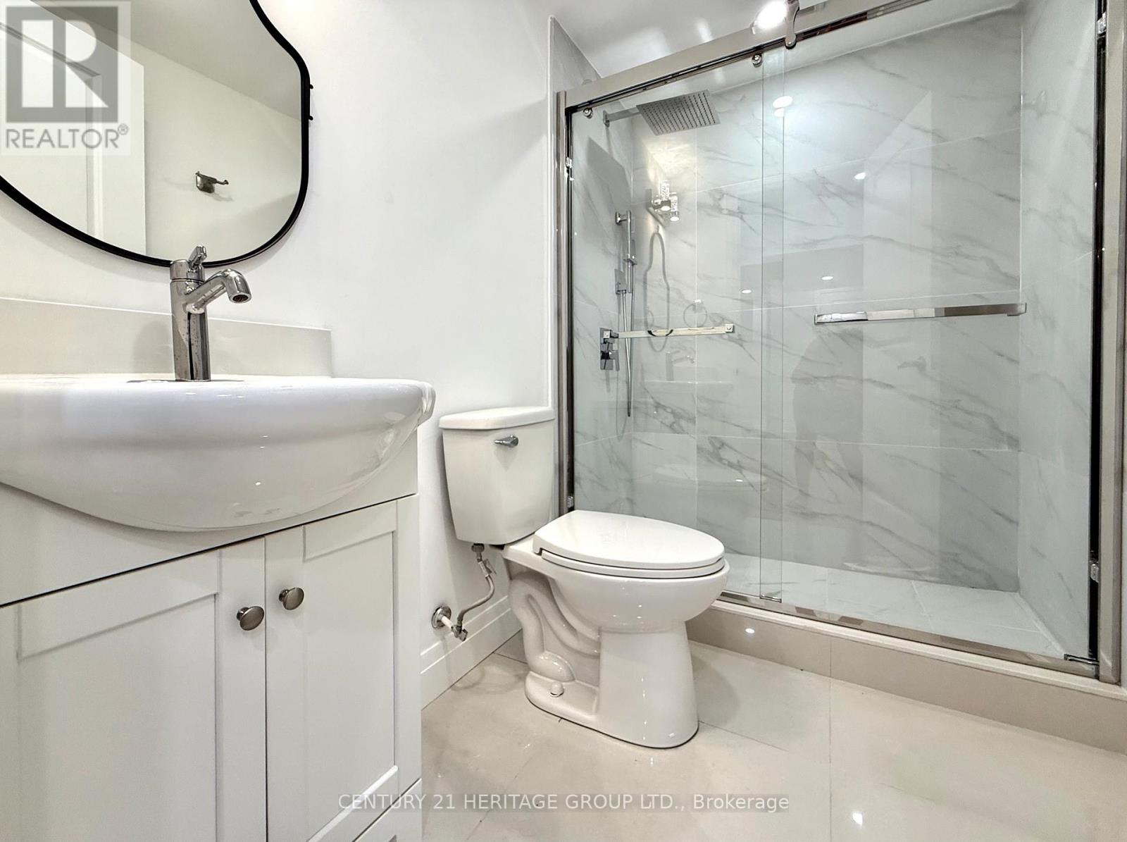 72 Basement - 72 Laurier Avenue, Richmond Hill, Ontario  L4E 4P5 - Photo 8 - N12609858