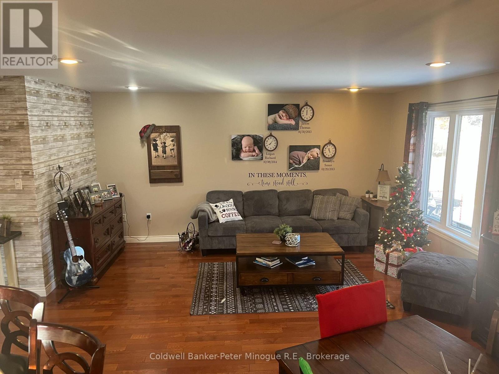 296 Osprey Crescent, Callander, Ontario P0H 1H0 - Photo 7 - X12541260