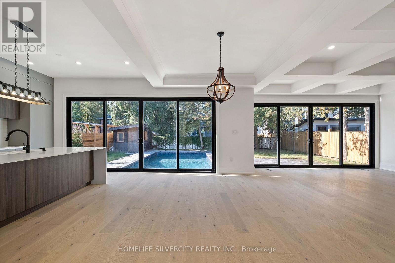 1610 Kenmuir Avenue, Mississauga, Ontario  L5G 4B5 - Photo 14 - W12609736